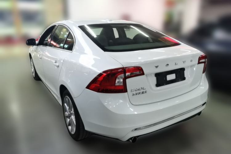 Used Volvo S60 2014 S60L 2.0T Zhiyuan Edition Rear Left 45 Deg
