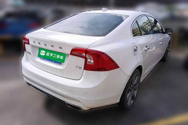 Used Volvo S60 2014 S60L T5 Smart Upgrade Edition Rear Right 45 Deg