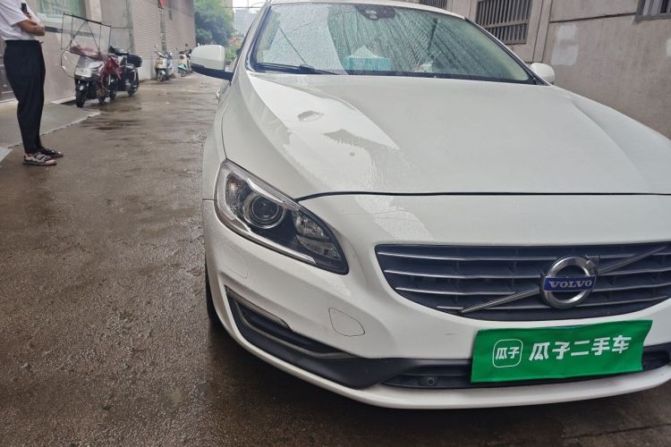 Used Volvo S60 2014 T5 Zhiya Edition Right Front Headlight