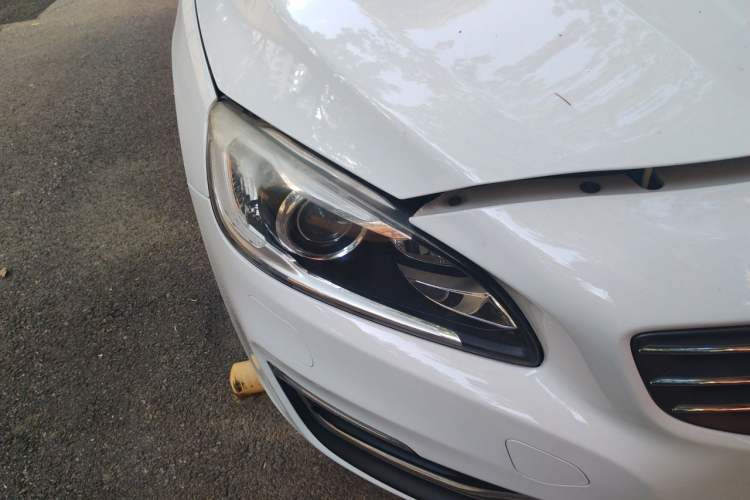Used Volvo S60 2014 T5 Zhiyi Edition Right Front Headlight