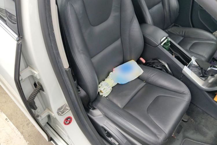 Used Volvo S60 2014 S60L 2.0T Zhiyuan Edition Right Front Seat