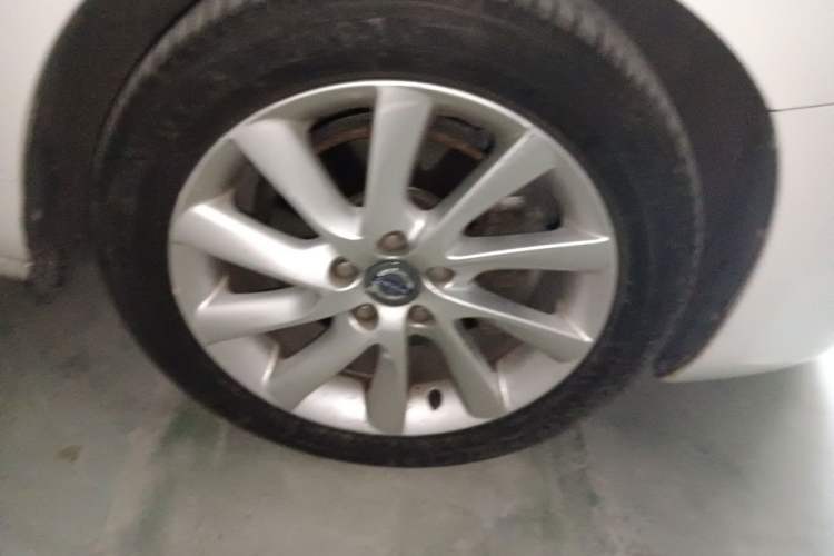 Used Volvo S60 2014 T5 Zhiyi Edition Right Front Wheel Hub