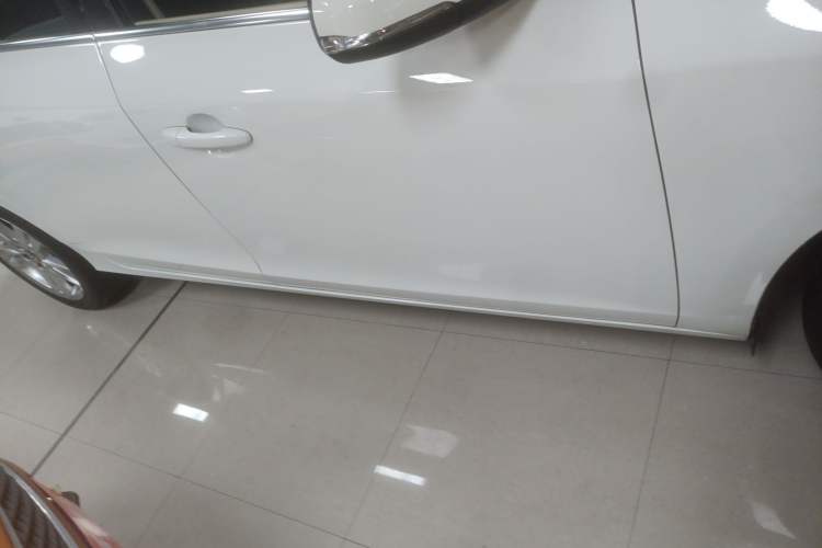 Used Volvo S60 2014 S60L 2.0T Zhiyuan Edition Right Side Sill