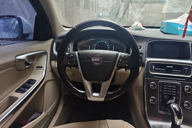 Used Volvo S60 2014 T5 Zhiya Edition Steering Wheel