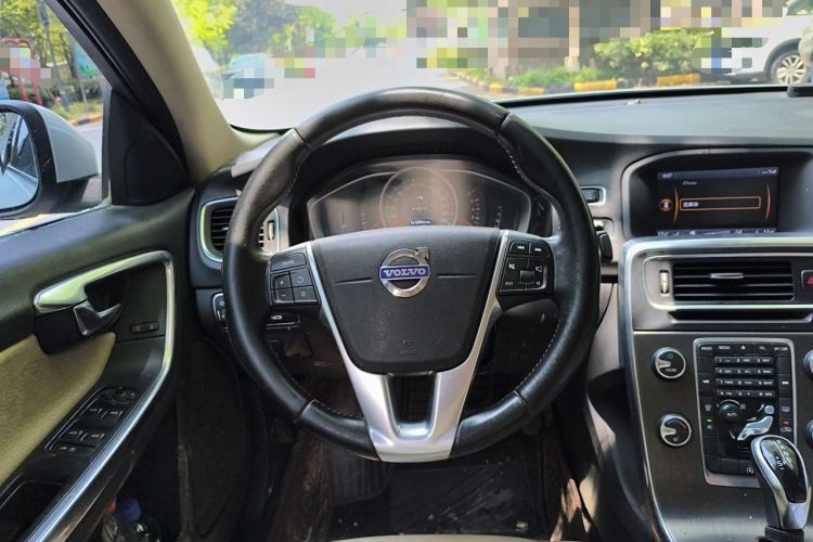 Used Volvo S60 2014 T5 Zhiyi Edition Steering Wheel