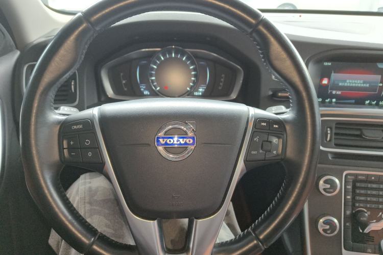 Used Volvo S60 2014 S60L T5 Intelligent Drive Edition Steering Wheel