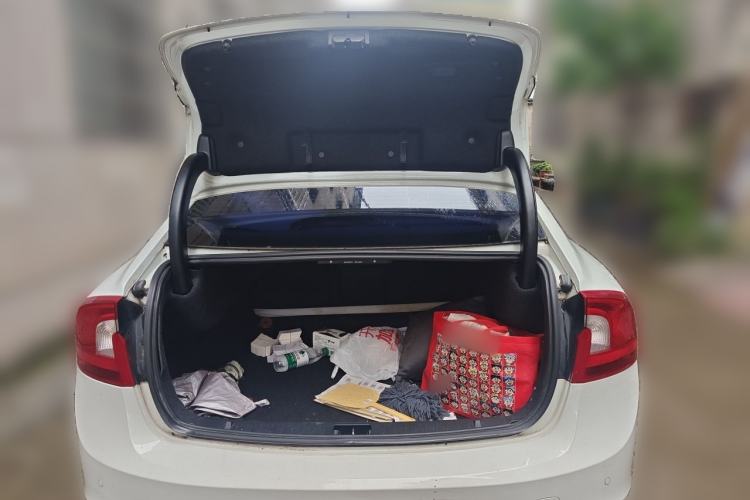 Used Volvo S60 2014 T5 Zhiya Edition Trunk