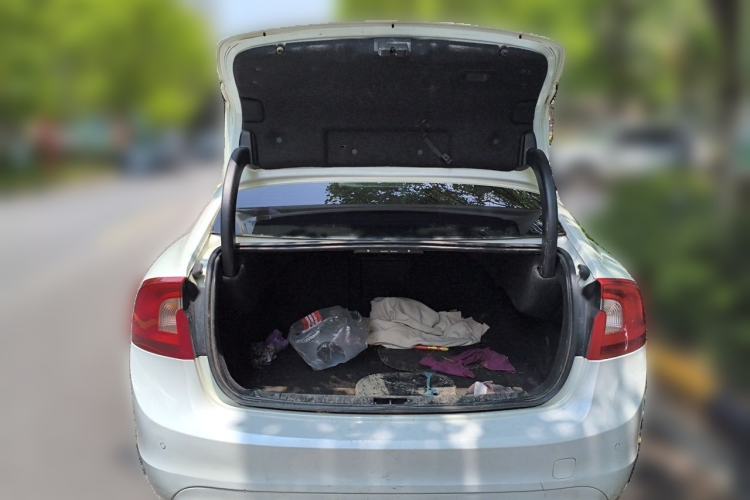 Used Volvo S60 2014 T5 Zhiyi Edition Trunk