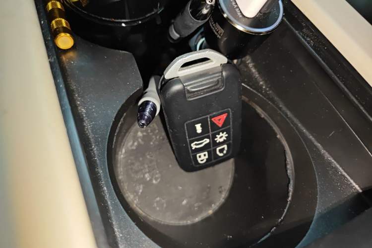 Used Volvo S60 2014 S60L T5 Intelligent Drive Edition Vehicle Key