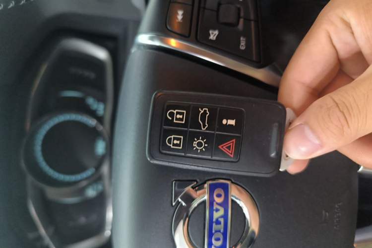 Used Volvo S60 2014 S60L T5 Intelligent Drive Edition Vehicle Key