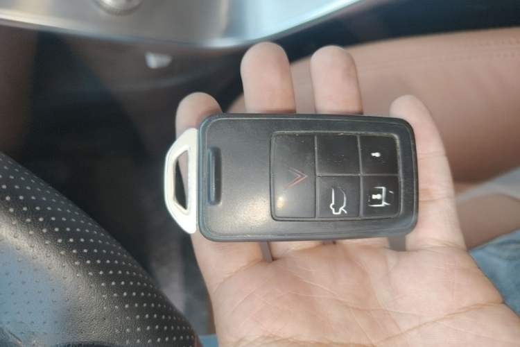 Used Volvo S60 2014 S60L 2.0T Zhiyuan Edition Vehicle Key