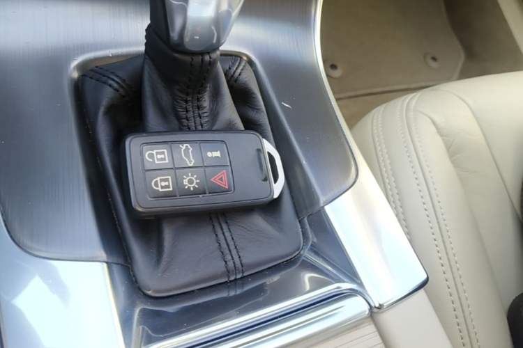 Used Volvo S60 2014 S60L T5 Intelligent Drive Edition Vehicle Key