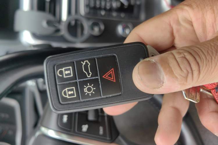 Used Volvo S60 2014 T5 Zhiyi Edition Vehicle Key