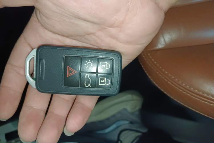 Used Volvo S60 2014 T5 Zhiyi Edition Vehicle Key