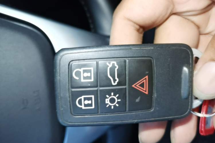 Used Volvo S60 2014 S60L 2.0T Zhiyuan Edition Vehicle Key