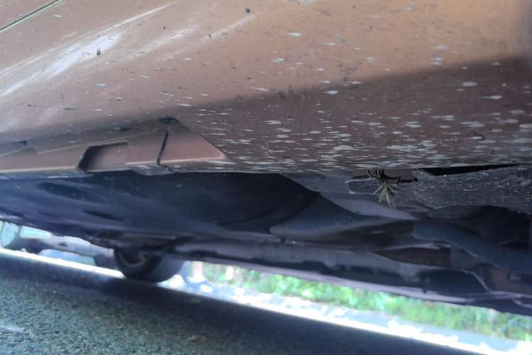 Used Volvo S60 2014 S60L 2.0T Zhiyuan Edition Chassis Front Right