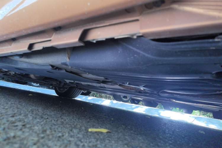 Used Volvo S60 2014 S60L 2.0T Zhiyuan Edition Chassis Rear Left