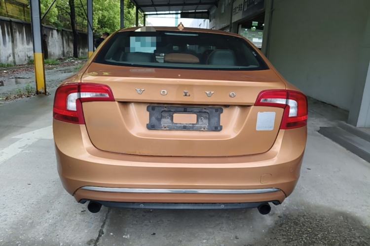 Used Volvo S60 2014 S60L 2.0T Zhiyuan Edition Rear