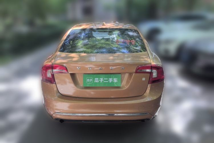 Used Volvo S60 2014 S60L 2.0T Zhiyuan Edition Rear