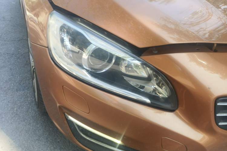 Used Volvo S60 2014 T5 Zhiya Edition Right Front Headlight