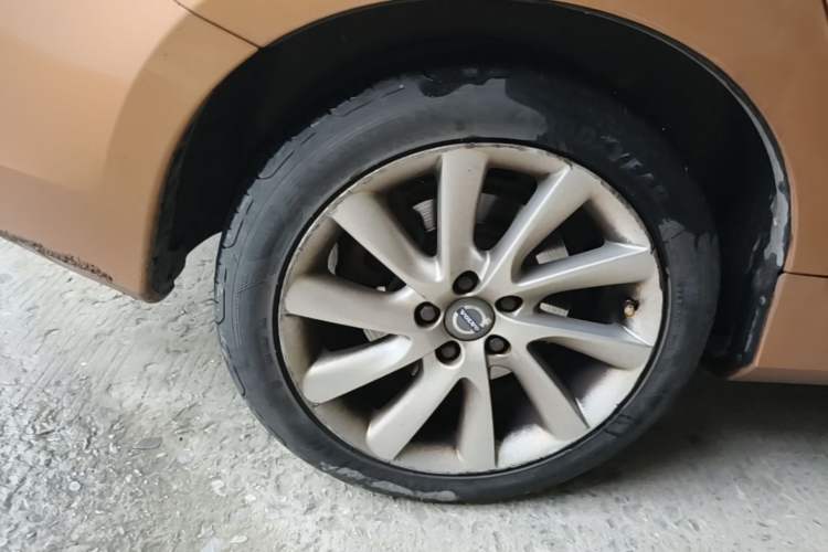 Used Volvo S60 2014 S60L 2.0T Zhiyuan Edition Right Rear Wheel Hub