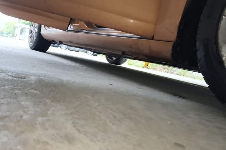 Used Volvo S60 2014 S60L 2.0T Zhiyuan Edition Right Side Sill