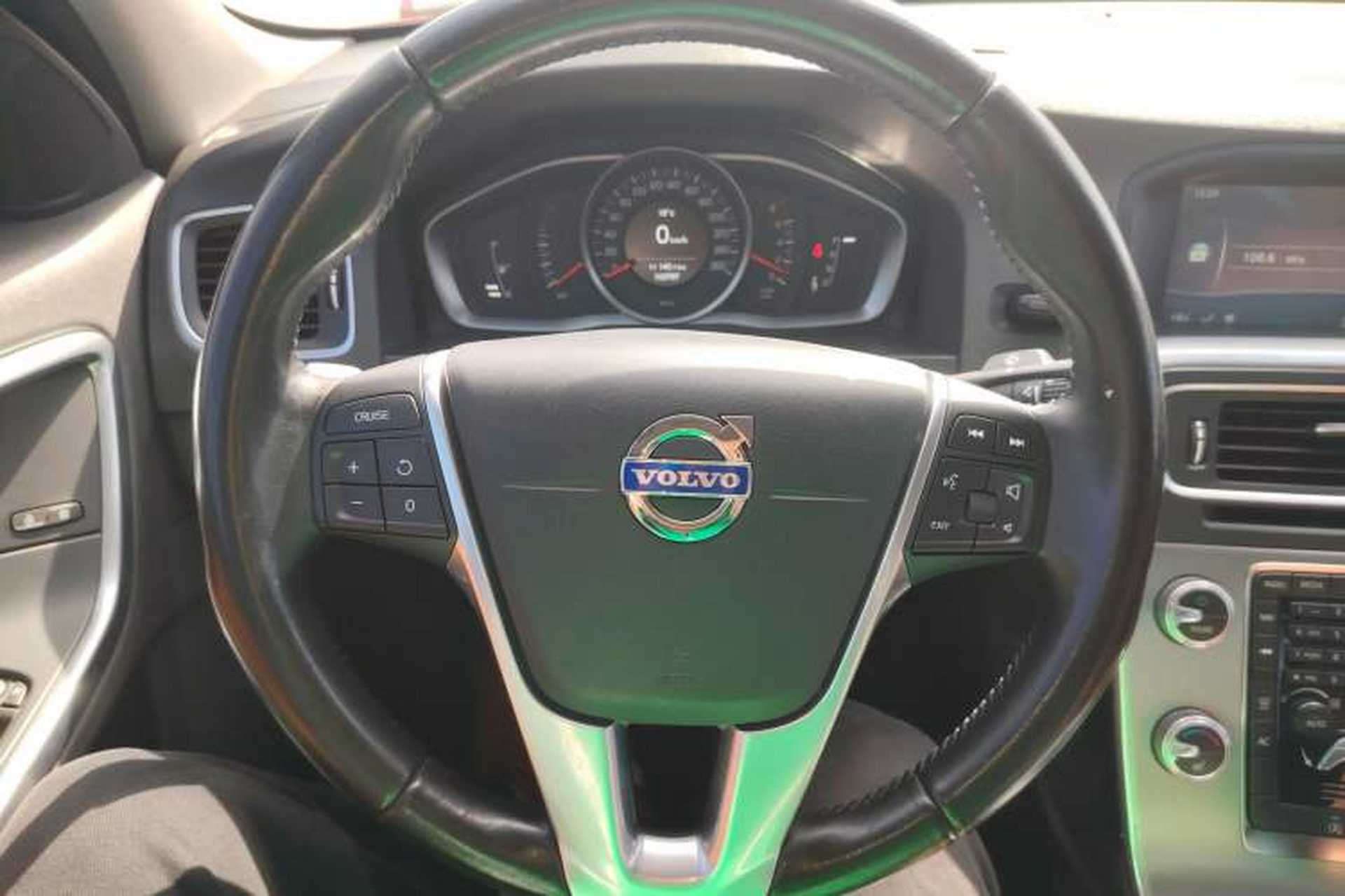 Used Volvo S60 2014 S60L 2.0T Zhiyuan Edition Steering Wheel