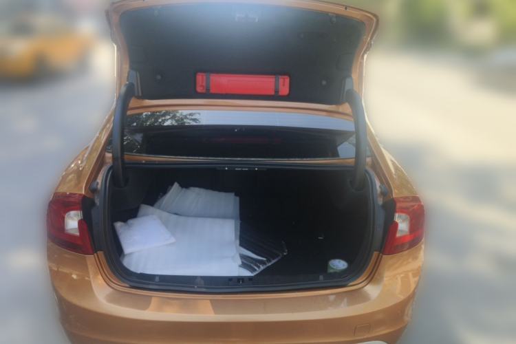 Used Volvo S60 2014 T5 Zhiya Edition Trunk