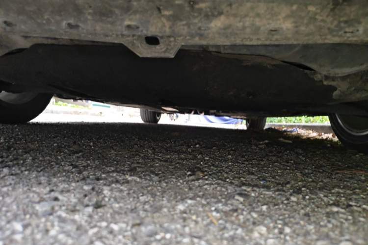 Used Volvo S60 2015 S60L 2.0T Zhiyuan Edition Chassis Front