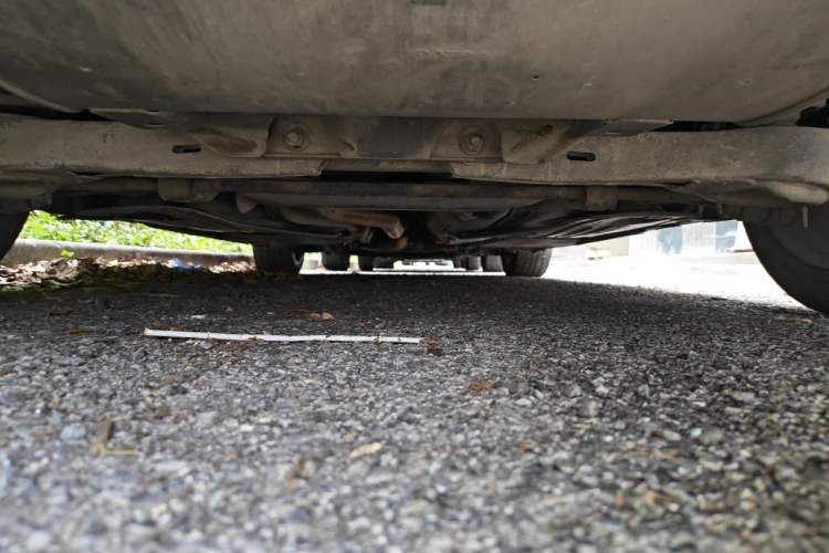 Used Volvo S60 2015 S60L 2.0T Zhiyuan Edition Chassis Rear