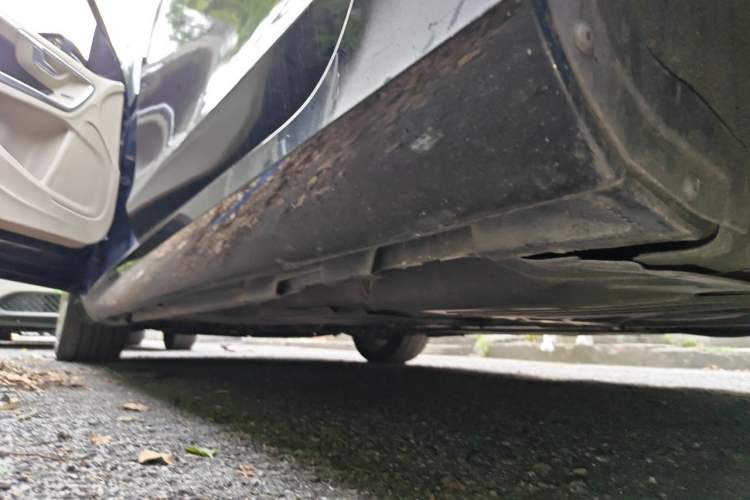 Used Volvo S60 2015 S60L 2.0T Zhiyuan Edition Chassis Rear Left