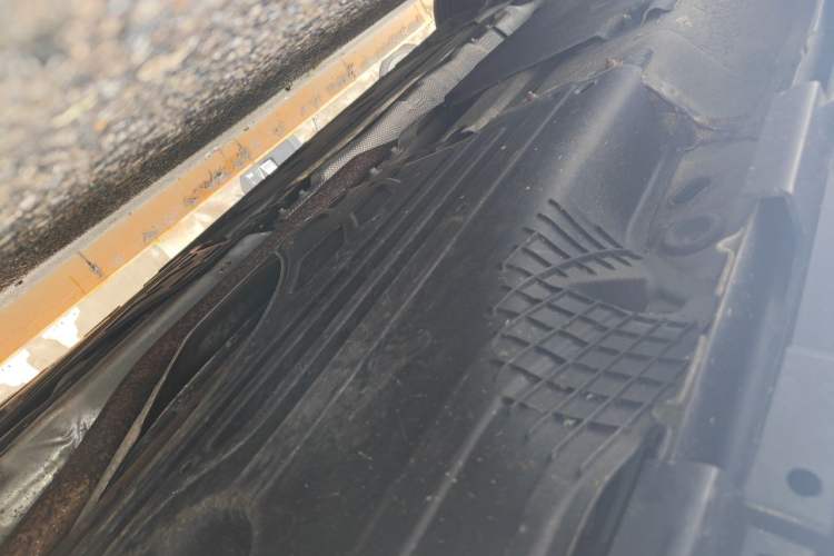Used Volvo S60 2015 S60L 2.0T Zhiyuan Edition Chassis Rear Left