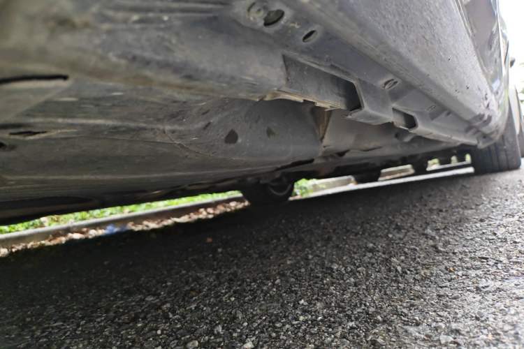 Used Volvo S60 2015 S60L 2.0T Zhiyuan Edition Chassis Rear Right