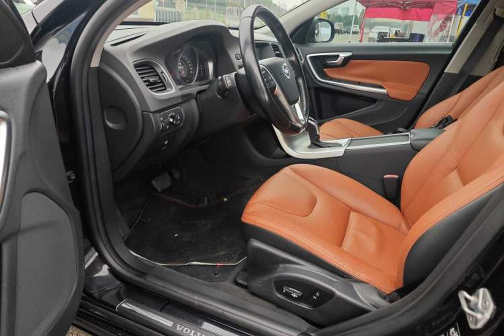 Used Volvo S60 2015 S60L 2.0T Zhiyuan Edition Driver Seat