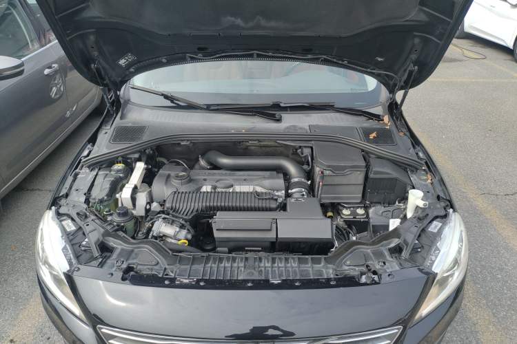 Used Volvo S60 2015 S60L T5 Intelligent Drive Edition Engine Bay