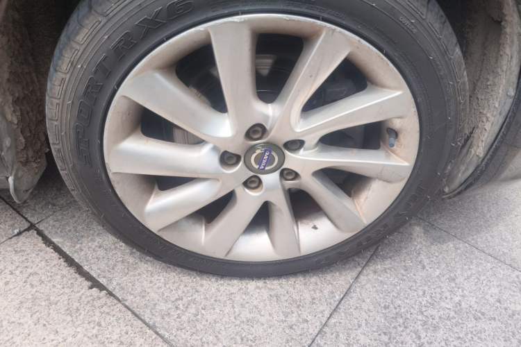 Used Volvo S60 2015 S60L 2.0T Zhiyuan Edition Exterior 1