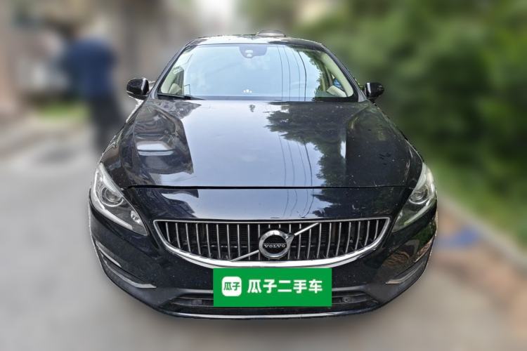 Used Volvo S60 2015 S60L 2.0T Zhiyuan Edition Front