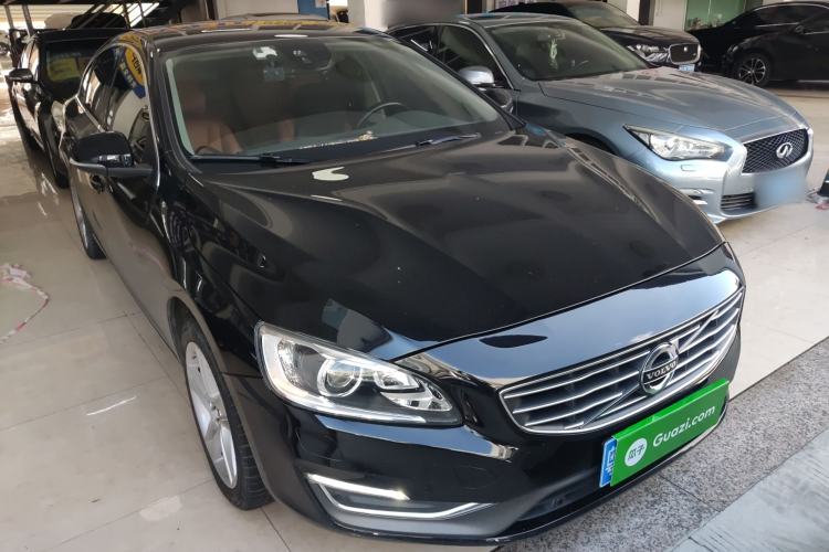 Used Volvo S60 2015 S60L T5 Intelligent Drive Edition Front Right 45 Deg