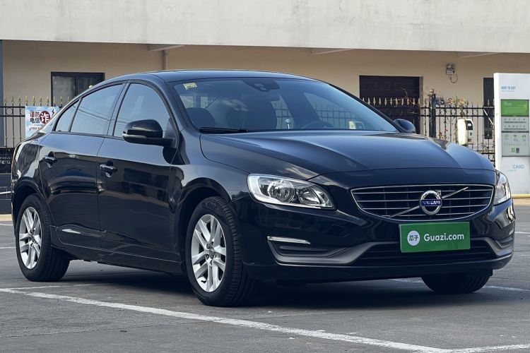 Used Volvo S60 2015 S60L 2.0T Smart Drive Edition Front Right 45 Deg
