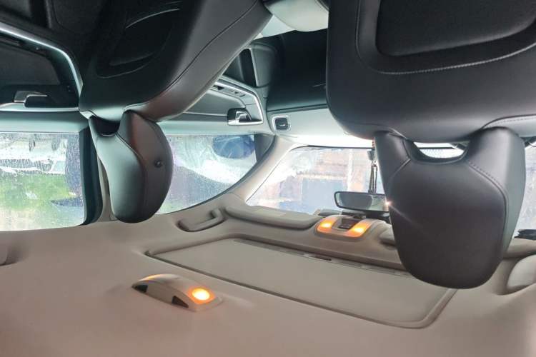 Used Volvo S60 2015 S60L 2.0T Zhiyuan Edition Headliner