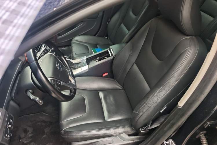Used Volvo S60 2015 S60L 2.0T Zhiyuan Edition Left Front Seat