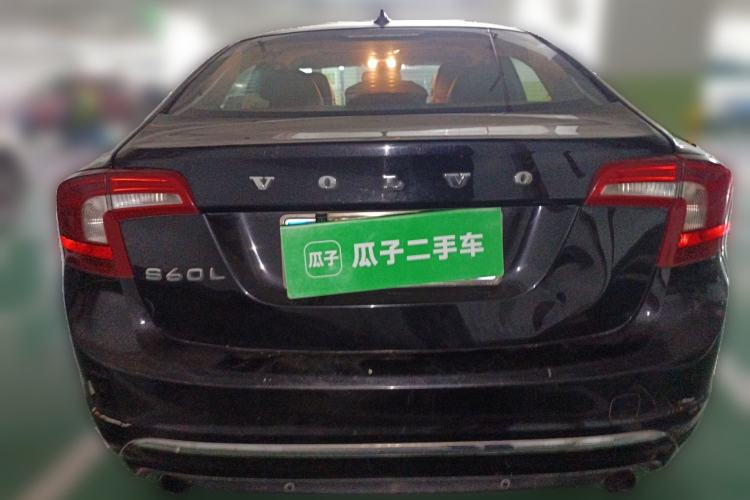 Used Volvo S60 2015 S60L 2.0T Zhiyuan Edition Rear