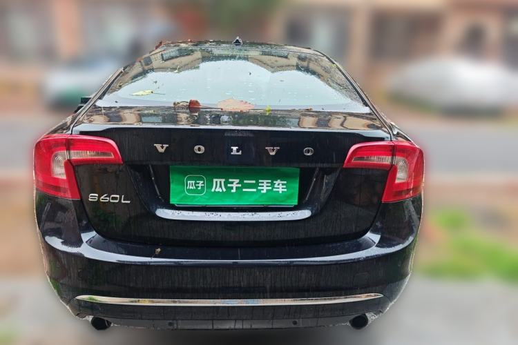 Used Volvo S60 2015 S60L 2.0T Zhiyuan Edition Rear
