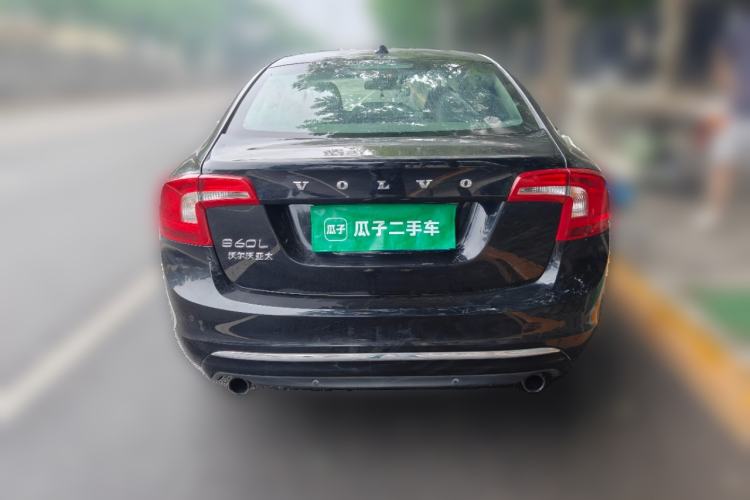 Used Volvo S60 2015 S60L 2.0T Zhiyuan Edition Rear