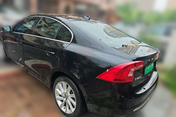 Used Volvo S60 2015 S60L 2.0T Zhiyuan Edition Rear Left 45 Deg