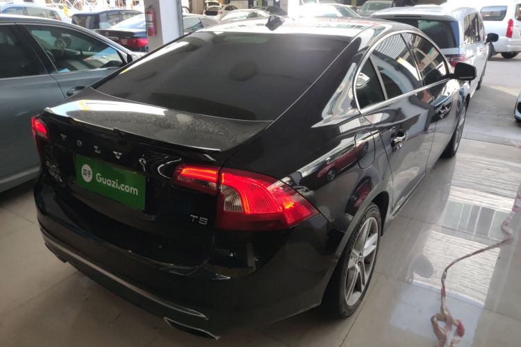 Used Volvo S60 2015 S60L T5 Intelligent Drive Edition Rear Right 45 Deg