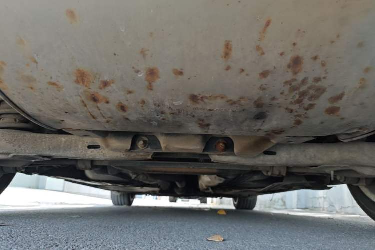 Used Volvo S60 2015 S60L 2.0T Zhiyuan Edition Chassis Rear