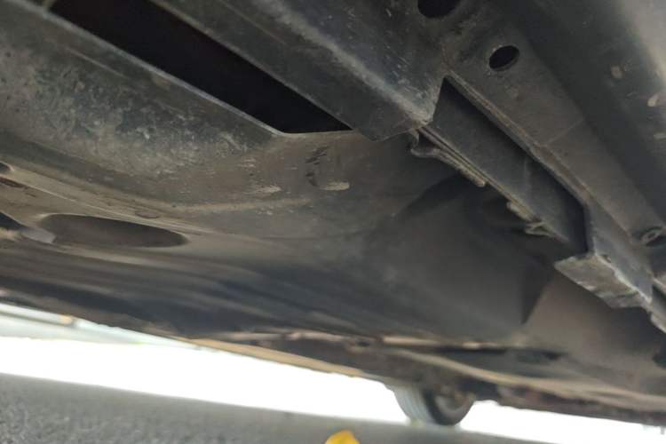 Used Volvo S60 2015 S60L 2.0T Zhiyuan Edition Chassis Rear Right