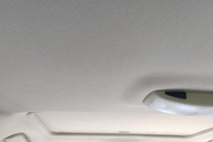 Used Volvo S60 2015 S60L 2.0T Zhiyuan Edition Headliner