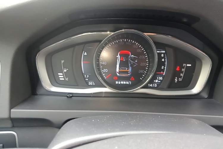 Used Volvo S60 2015 S60L T5 Intelligent Drive Edition Instrument Cluster